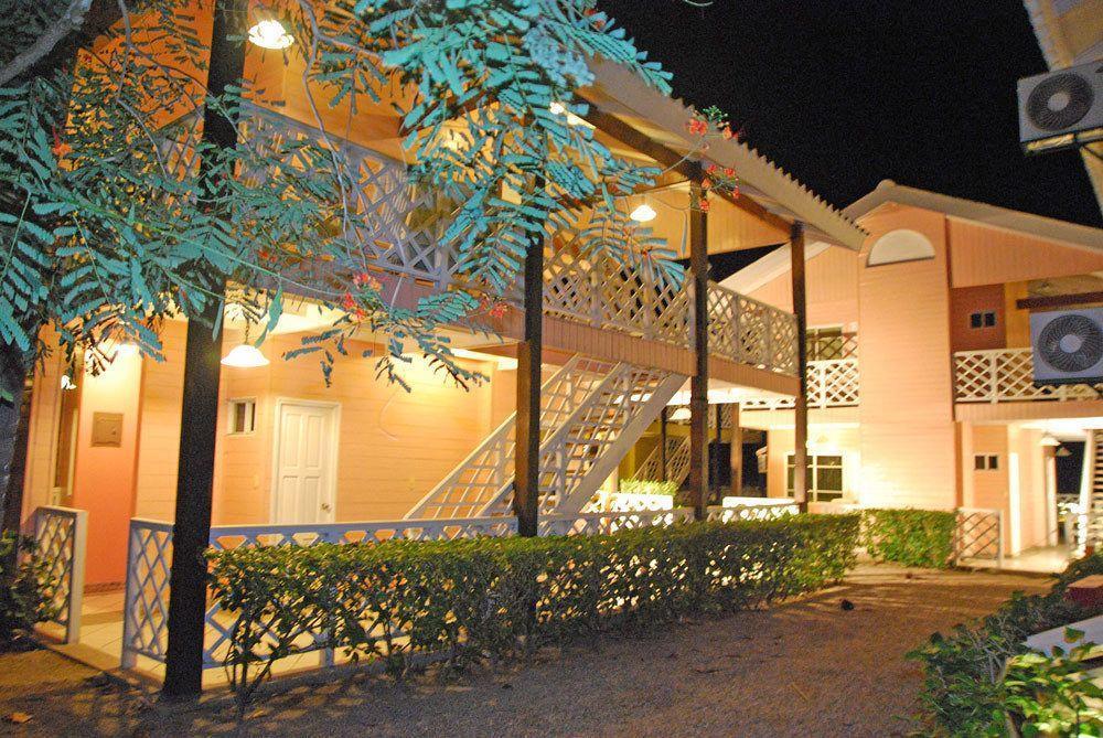 Hotel Vistamar Beachfront Resort & Conference Center Pochomil Zewnętrze zdjęcie